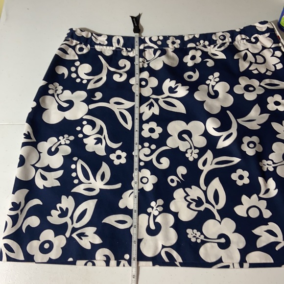 DONATED Tommy Hilfiger pencil skirt - Picture 9 of 10